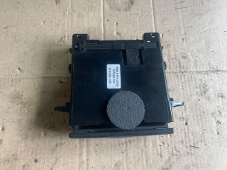 bontott BMW 5 E61 Első Hamutartó