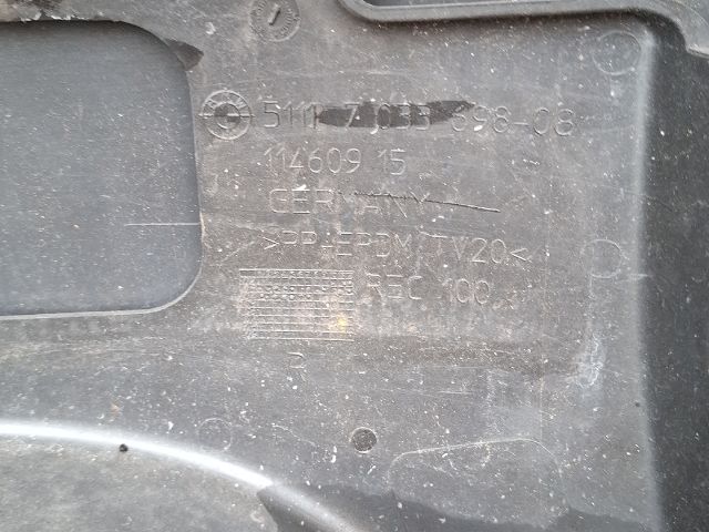 bontott BMW 5 E61 Első Lökhárító (Részeivel)