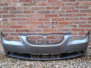 bontott BMW 5 E61 Első Lökhárító (Részeivel)