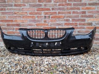 bontott BMW 5 E61 Első Lökhárító (Részeivel)