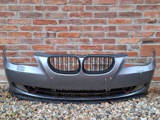 bontott BMW 5 E61 Első Lökhárító (Részeivel)
