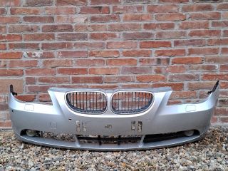 bontott BMW 5 E61 Első Lökhárító (Részeivel)