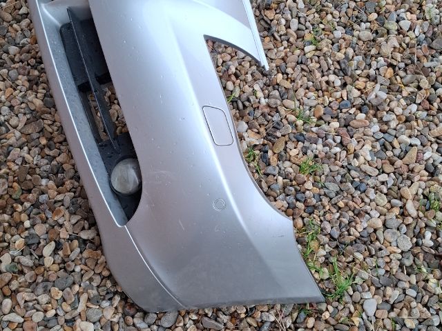 bontott BMW 5 E61 Első Lökhárító (Részeivel)