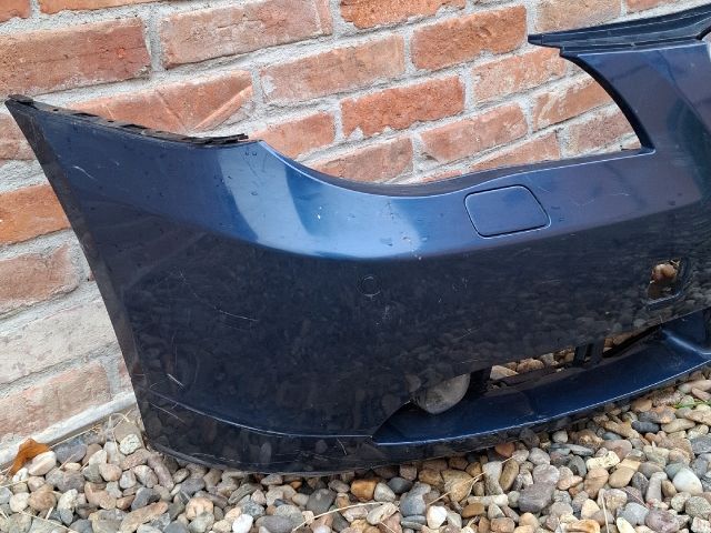 bontott BMW 5 E61 Első Lökhárító (Részeivel)