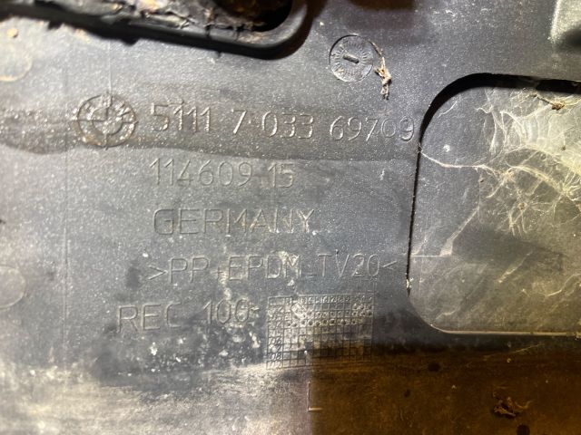 bontott BMW 5 E61 Első Lökhárító (Részeivel)