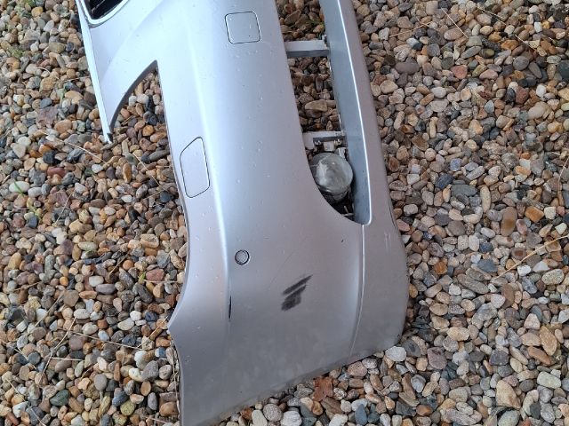 bontott BMW 5 E61 Első Lökhárító (Részeivel)