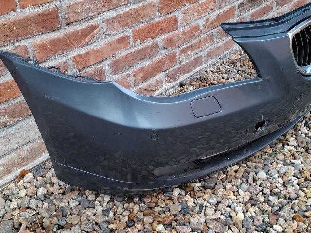 bontott BMW 5 E61 Első Lökhárító (Részeivel)