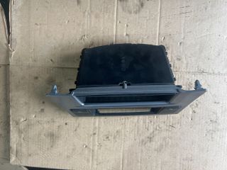 bontott BMW 5 E61 Első Tároló Rekesz