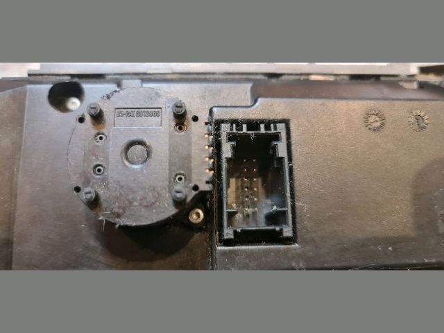 bontott BMW 5 E61 Fűtéskapcsoló (manuális klímás)