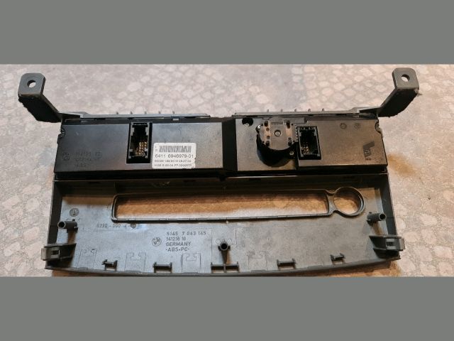 bontott BMW 5 E61 Fűtéskapcsoló (manuális klímás)