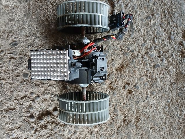 bontott BMW 5 E61 Fűtőmotor (Klímás)