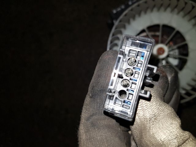 bontott BMW 5 E61 Fűtőmotor (Klímás)