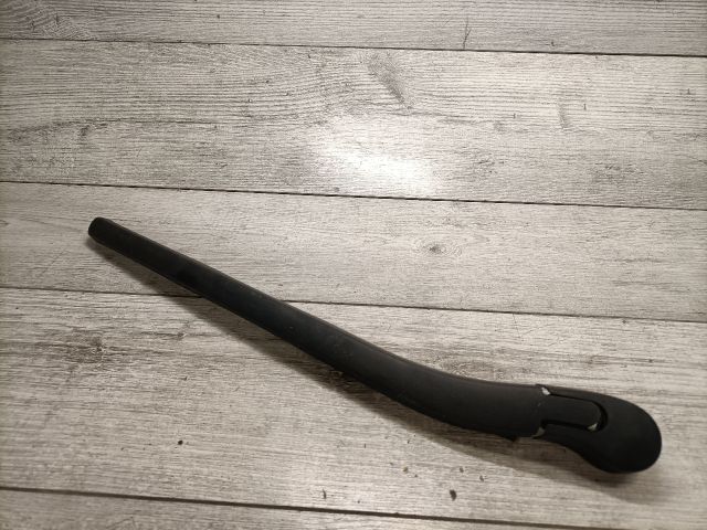 bontott BMW 5 E61 Hátsó Ablaktörlő Kar