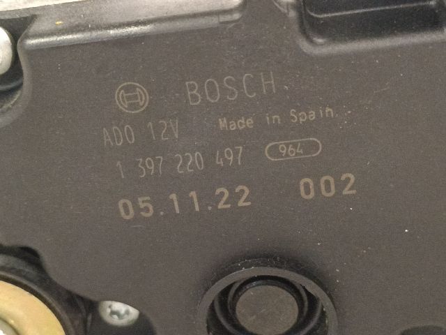 bontott BMW 5 E61 Hátsó Ablaktörlő Motor