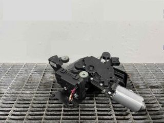 bontott BMW 5 E61 Hátsó Ablaktörlő Motor