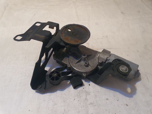 bontott BMW 5 E61 Hátsó Ablaktörlő Motor