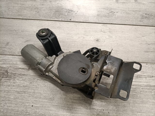 bontott BMW 5 E61 Hátsó Ablaktörlő Motor