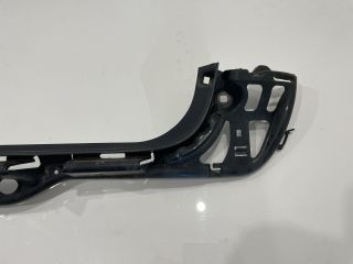 bontott BMW 5 E61 Hátsó középső Lökhárító Tartó (Műanyag)