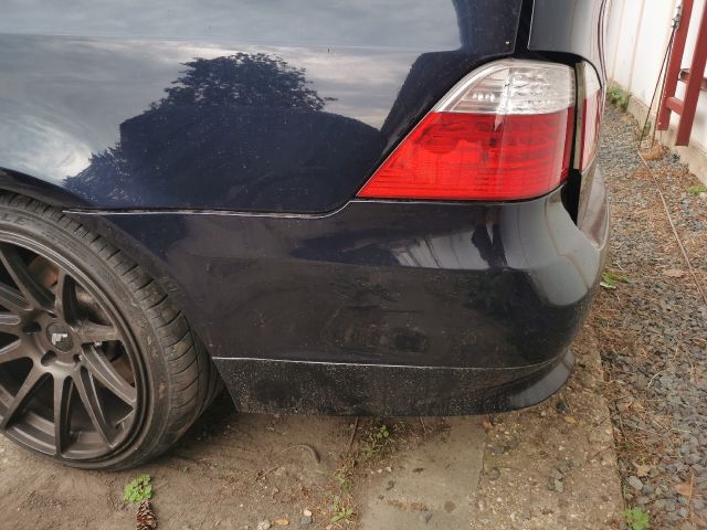 bontott BMW 5 E61 Hátsó Lökhárító (Részeivel)