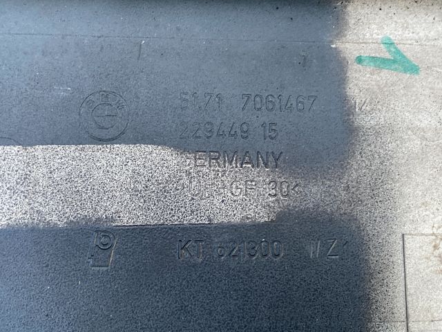 bontott BMW 5 E61 Hátsó Szárny Légterelő