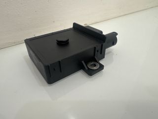 bontott BMW 5 E61 Izzító Relé