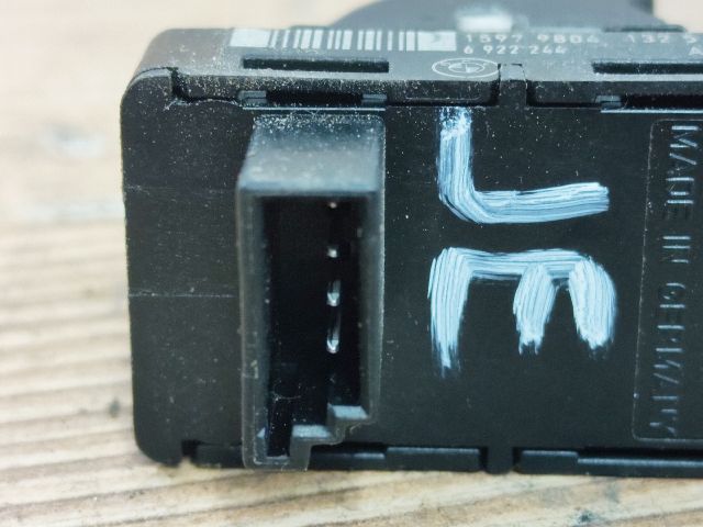 bontott BMW 5 E61 Jobb első Ablakemelő Kapcsoló