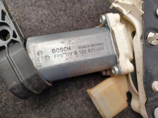 bontott BMW 5 E61 Jobb első Ablakemelő Szerkezet (Elektromos)