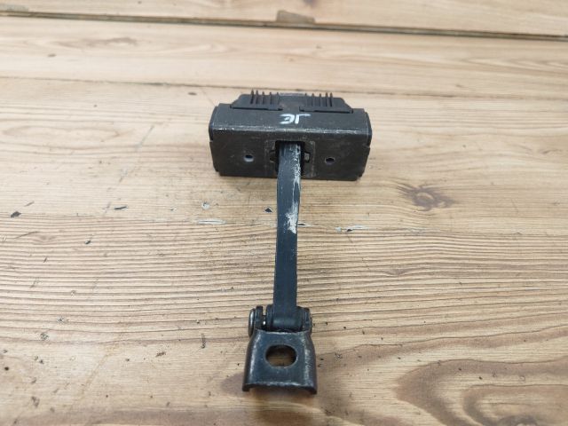 bontott BMW 5 E61 Jobb első Ajtóhatároló