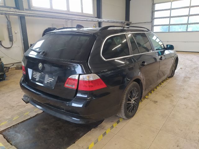 bontott BMW 5 E61 Jobb első Ajtóhatároló