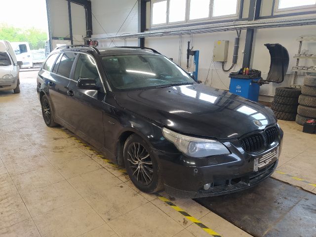 bontott BMW 5 E61 Jobb első Belső Küszöb Burkolat