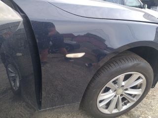 bontott BMW 5 E61 Jobb első Sárvédő