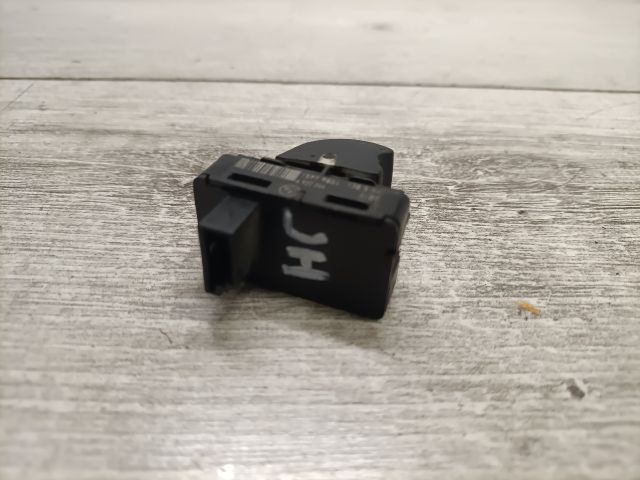 bontott BMW 5 E61 Jobb hátsó Ablakemelő Kapcsoló