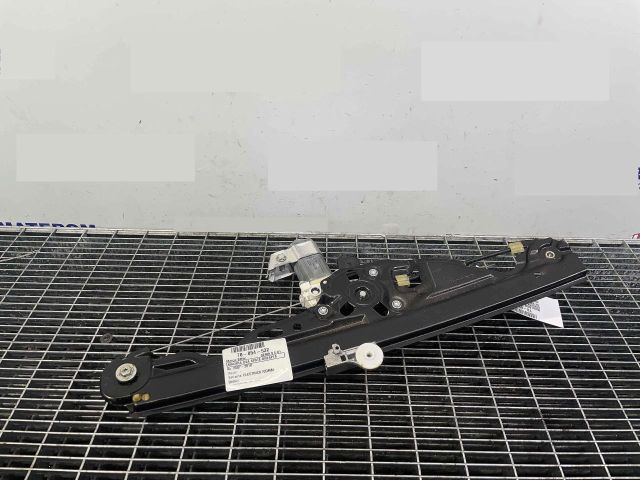 bontott BMW 5 E61 Jobb hátsó Ablakemelő Szerkezet (Elektromos)