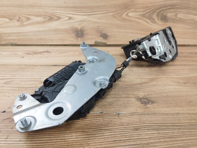 bontott BMW 5 E61 Jobb hátsó Ajtózár