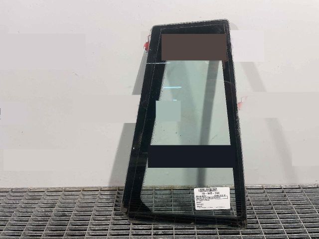 bontott BMW 5 E61 Jobb hátsó Fixüveg (Ajtóban)