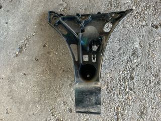 bontott BMW 5 E61 Jobb hátsó Oldal Lökhárító Tartó (Műanyag)