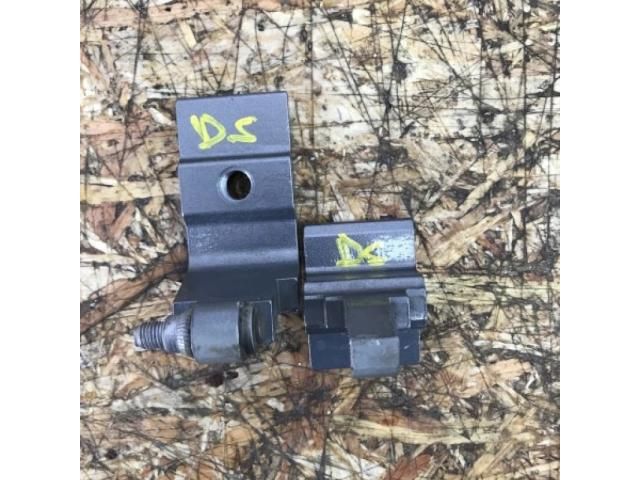 bontott BMW 5 E61 Jobb hátsó Zsanér