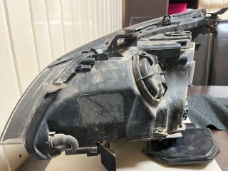 bontott BMW 5 E61 Jobb Xenon Fényszóró