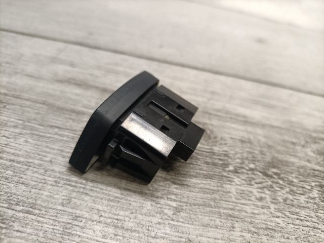 bontott BMW 5 E61 Kapcsoló (Magában)