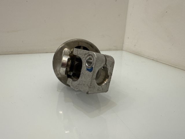 bontott BMW 5 E61 Kormánykardán