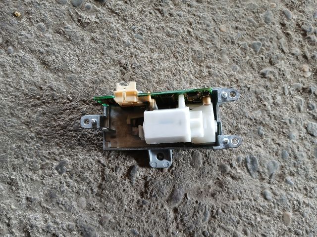 bontott BMW 5 E61 Kormányzár (Elektromos)