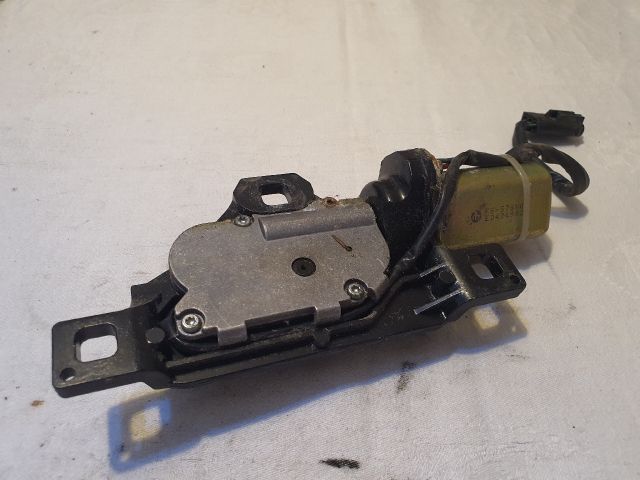 bontott BMW 5 E61 Központizár Motor Csomagtérajtó