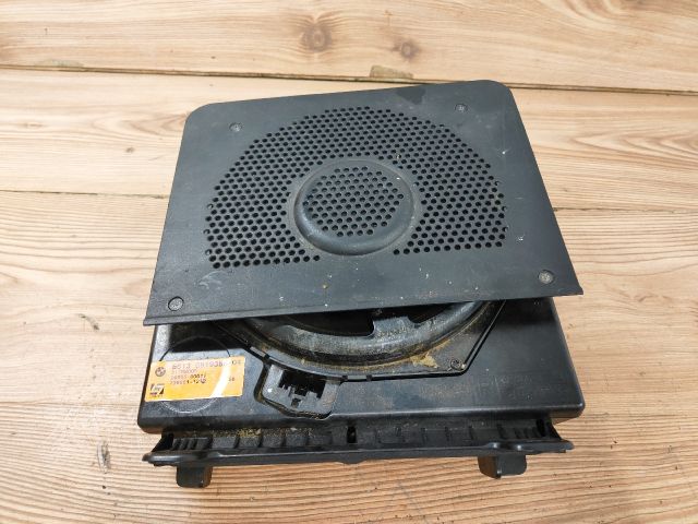 bontott BMW 5 E61 Mélynyomó Hangszóró