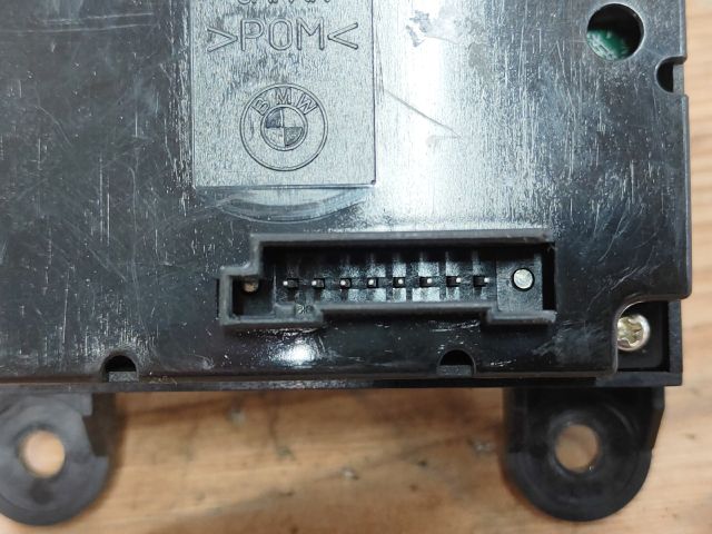 bontott BMW 5 E61 Multimédia Vezérlő