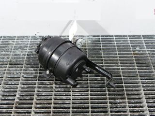 bontott BMW 5 E61 Szervóolaj Tartály