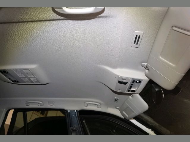 bontott BMW 5 E61 Tetőkárpit