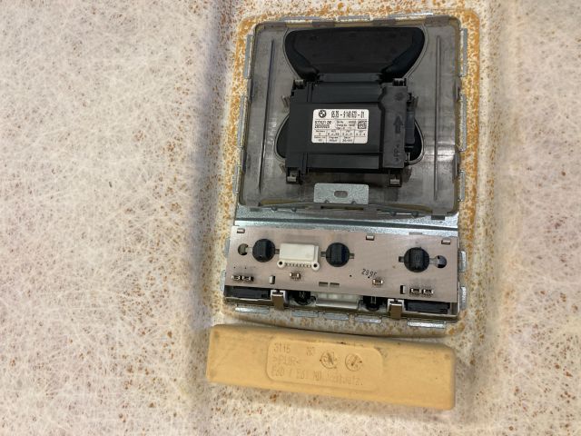 bontott BMW 5 E61 Tetőkárpit