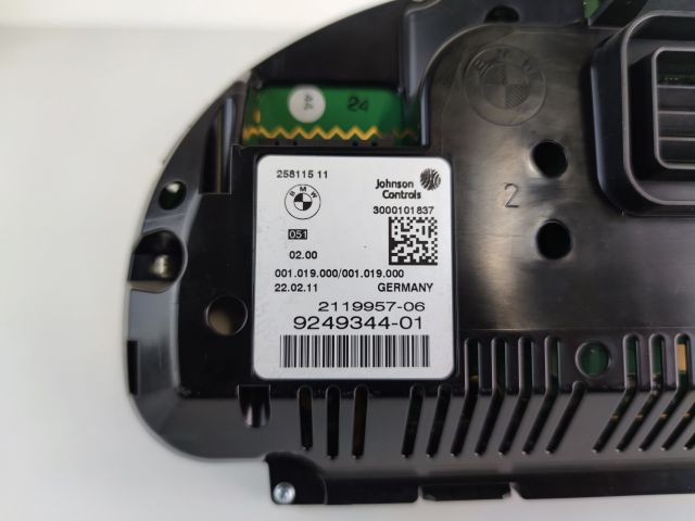 bontott BMW 5 F10 Kilométeróra