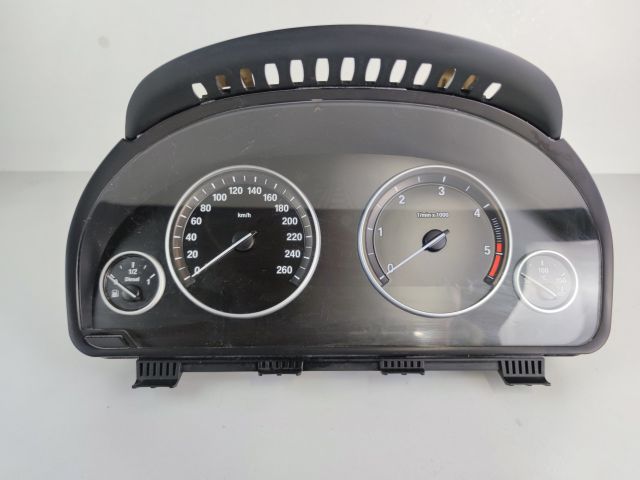 bontott BMW 5 F10 Kilométeróra