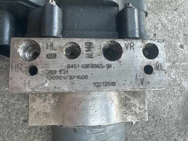 bontott BMW 5 F10 ABS Kocka